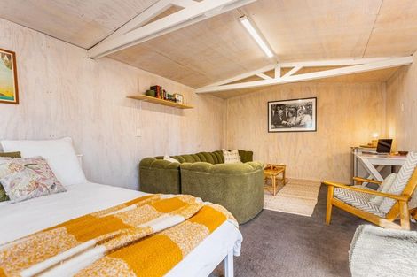 Photo of property in 8 Trigg Road, Huapai, Kumeu, 0810