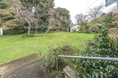 Photo of property in 28 Peakes Road, Saint Johns Hill, Whanganui, 4501