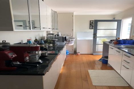 Photo of property in 1/46 College Road, Northcote, Auckland, 0627