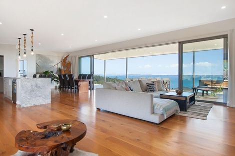 Photo of property in 16 Sunrise Place, Cable Bay, 0420