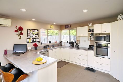 Photo of property in 34 Shenley Drive, Belfast, Christchurch, 8051