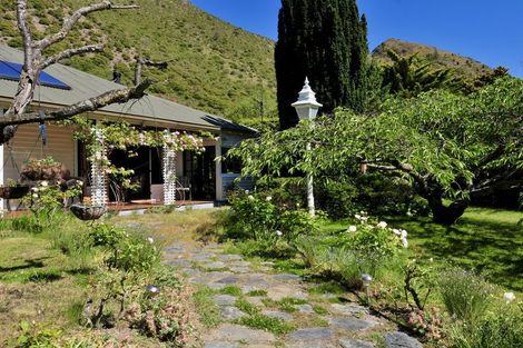 Photo of property in 67 Gordon Street, Kurow, 9435