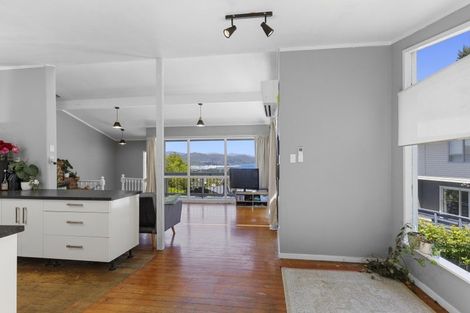 Photo of property in 89 Mulberry Street, Normandale, Lower Hutt, 5010