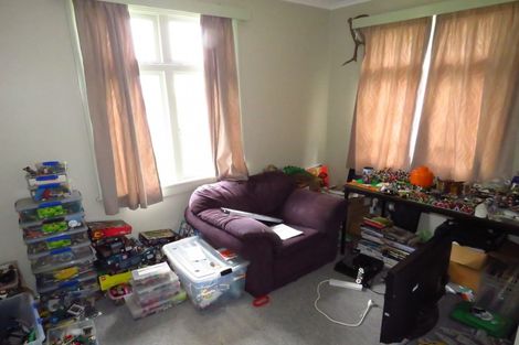 Photo of property in 59 Brougham Street, Westport, 7825