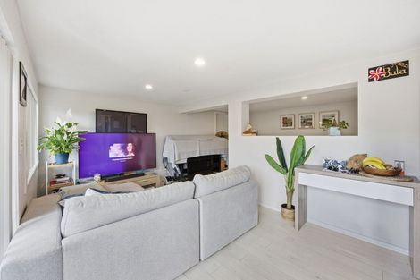 Photo of property in 1/49 Galaxy Drive, Mairangi Bay, Auckland, 0630