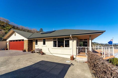 Photo of property in 6 Norfolk Place, Stoke, Nelson, 7011