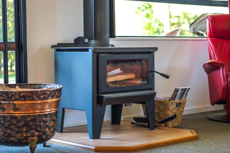 Photo of property in 38 Riddell Road, Kerikeri, 0230