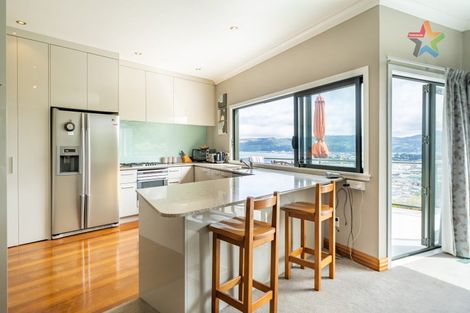 Photo of property in 69 Howard Road, Point Howard, Lower Hutt, 5013