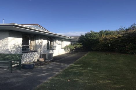 Photo of property in 104 Holly Road, St Albans, Christchurch, 8014