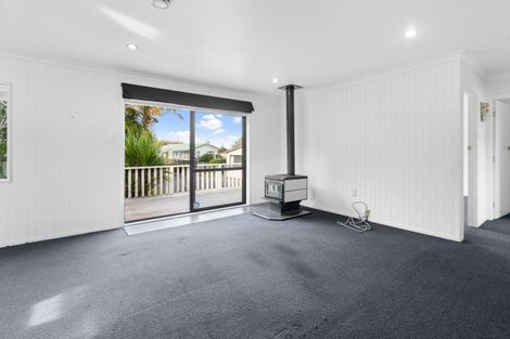 Photo of property in 55 Stevenson Road, Clarks Beach, 2122