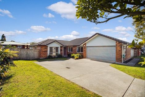 Photo of property in 49 Thomas Moore Place, Pukekohe, 2120