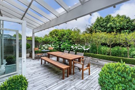 Photo of property in 11a Prossers Road, Saint Martins, Christchurch, 8022