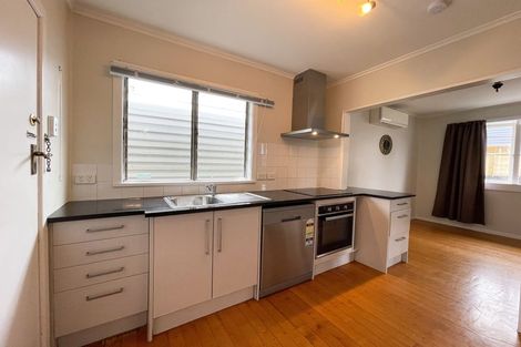 Photo of property in 2 Matangi Road, Mount Wellington, Auckland, 1060