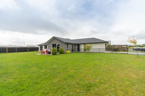 Photo of property in 10 Rodeo Drive, Te Anau, 9600