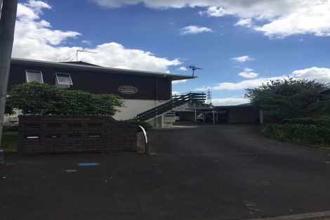 Photo of property in 1/4 May Street, Hamilton East, Hamilton, 3216