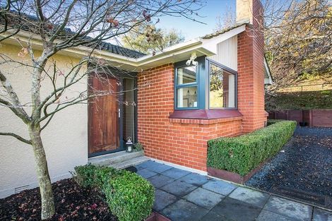 Photo of property in 332 Kenmure Road, Kenmure, Dunedin, 9011