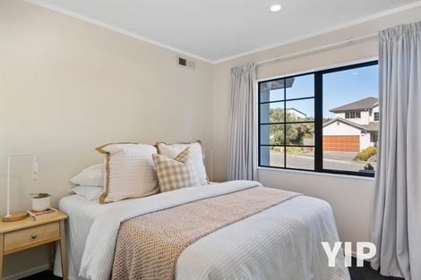 Photo of property in 13 Kilkelly Close, Tawa, Wellington, 5028