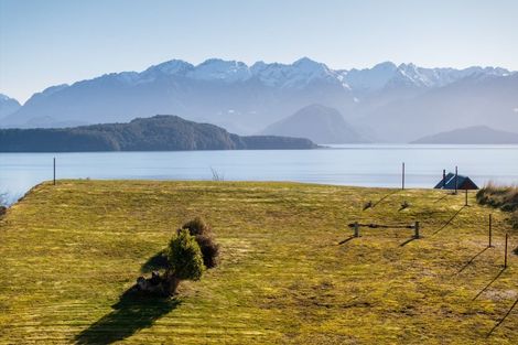 Photo of property in 19 Muriwai Drive, Manapouri, 9679