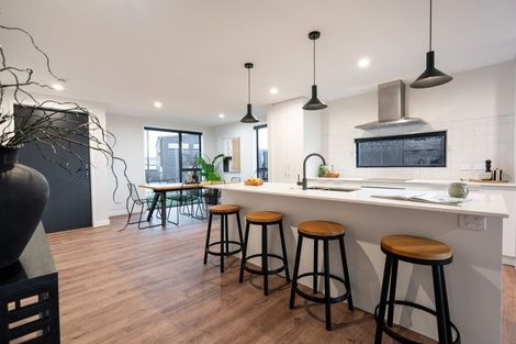 Photo of property in 24 Halo Green, Peacocke, 3206