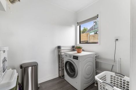 Photo of property in 65 Reynella Drive, Massey, Auckland, 0614