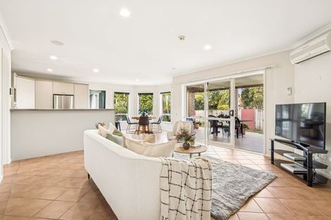 Photo of property in 26 Greig Place, Pukekohe, 2120