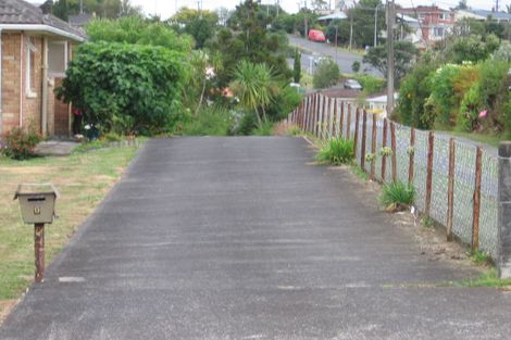 Photo of property in 9 Domain Road, Glenfield, Auckland, 0629