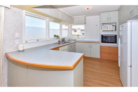 Photo of property in 1 Tanners Road, Mangere Bridge, Auckland, 2022