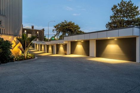 Photo of property in Shangri La Apartments, 10/97 Jervois Road, Herne Bay, Auckland, 1011