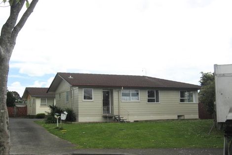 Photo of property in 2/17 Funnell Place, Manurewa, Auckland, 2102