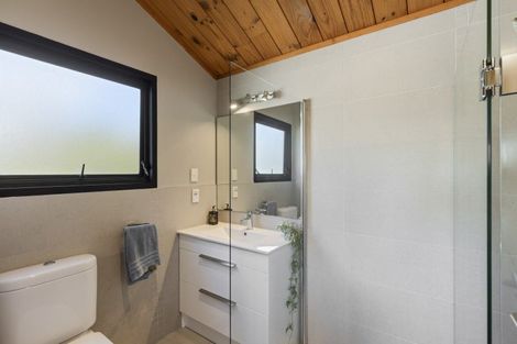 Photo of property in 7c Waterloo Place, Westown, New Plymouth, 4310