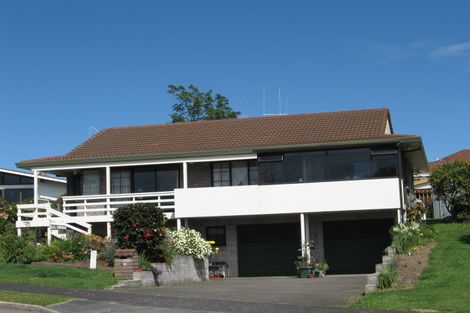 Photo of property in 2a Johnston Place, Welcome Bay, Tauranga, 3112