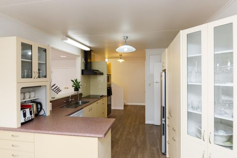 Photo of property in 6 Epsom Road, Hokowhitu, Palmerston North, 4410