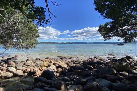 Photo of property in 404a Lees Road, Hahei, Whitianga, 3591