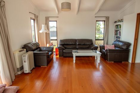 Photo of property in 18 Margaret Drive, Omokoroa, 3114