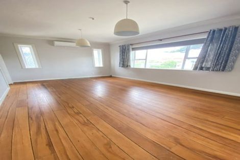 Photo of property in 19b Croft Grove, Moera, Lower Hutt, 5010