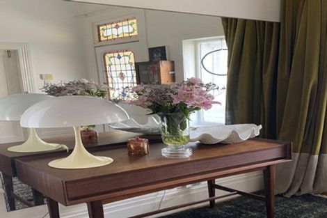 Photo of property in 7 Takarunga Road, Devonport, Auckland, 0624