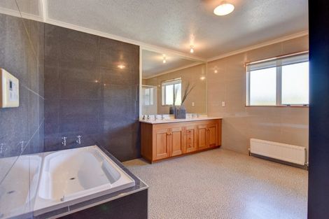 Photo of property in 68 Ruia Street, Gore, 9710