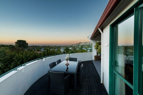 Photo of property in 15 Gunns Crescent, Cashmere, Christchurch, 8022