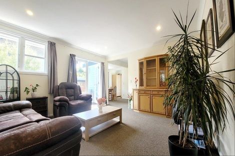 Photo of property in 61 Morere Street, Titahi Bay, Porirua, 5022