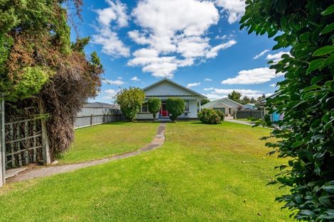 Photo of property in 1420 Karamu Road North, Mayfair, Hastings, 4122