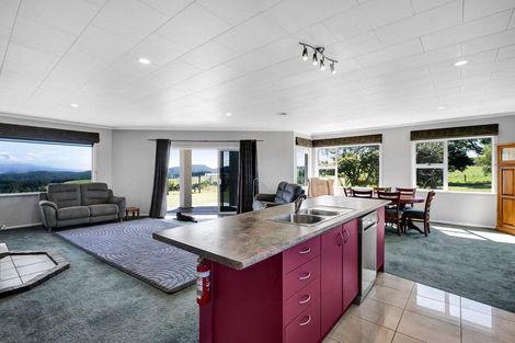 Photo of property in 1397 Meremere Road, Ohangai, Hawera, 4672