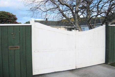 Photo of property in 7 Lees Grove, Wainuiomata, Lower Hutt, 5014