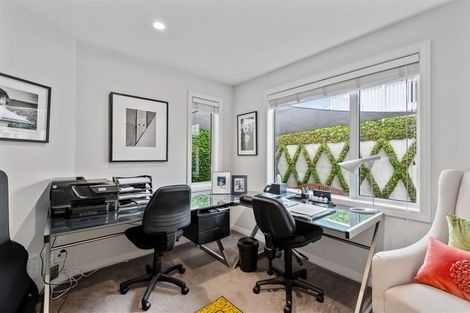 Photo of property in 2/24 Thornycroft Street, Fendalton, Christchurch, 8052