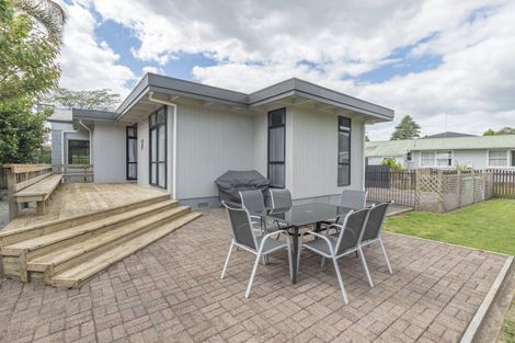 Photo of property in 9 Halberg Street, Papakura, 2110