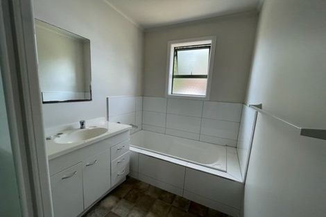 Photo of property in 2/73a Russell Road, Manurewa, Auckland, 2102