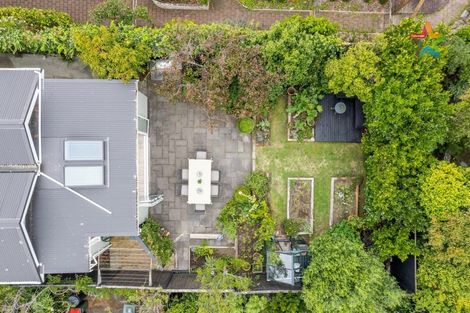 Photo of property in 377 Muritai Road, Eastbourne, Lower Hutt, 5013