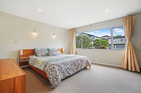 Photo of property in 2 Hawkdun Drive, Flat Bush, Auckland, 2016