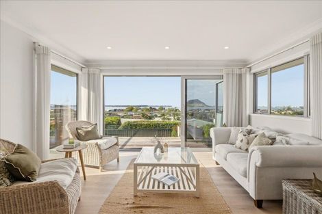 Photo of property in 13 Tirinui Crest Road, Otumoetai, Tauranga, 3110