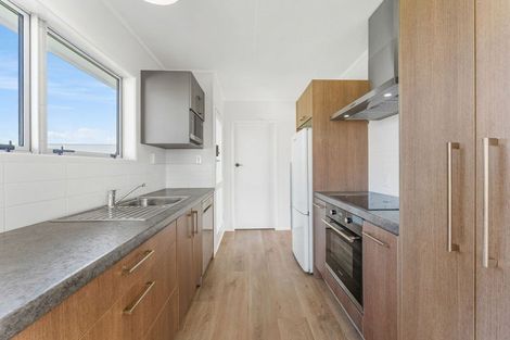 Photo of property in 16 Girven Road, Mount Maunganui, 3116