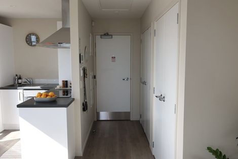 Photo of property in 3/22 Kerewhenua Crescent, Hobsonville, 0616